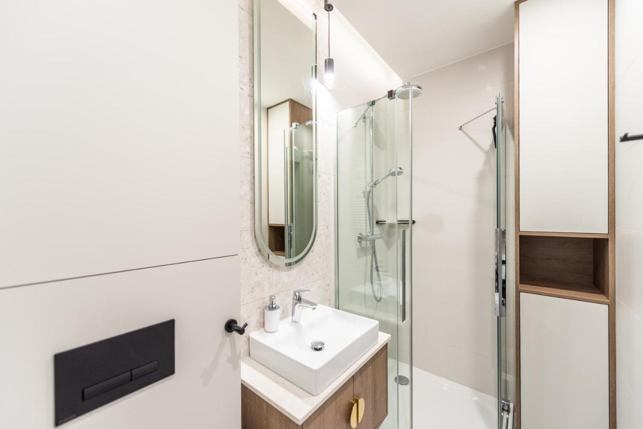 Let's Sea A17 Apartment